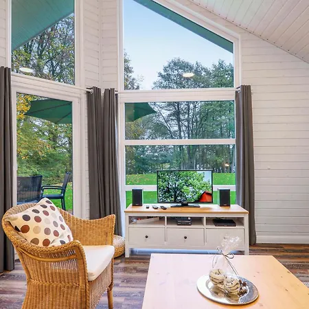 Amazing Home In Krems Iiwarderbrueck With Sauna Gols